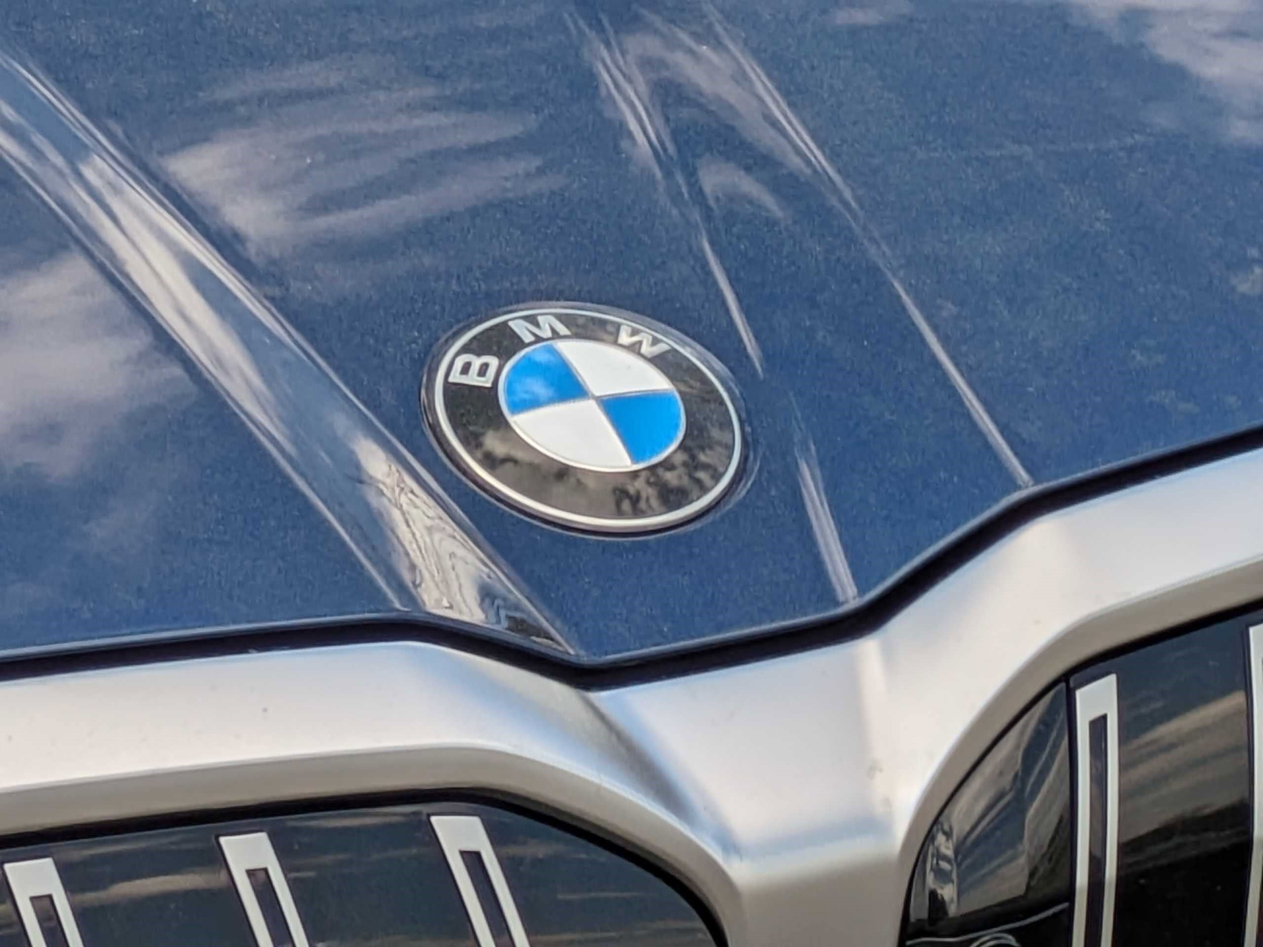 2024 BMW 530i 530i
